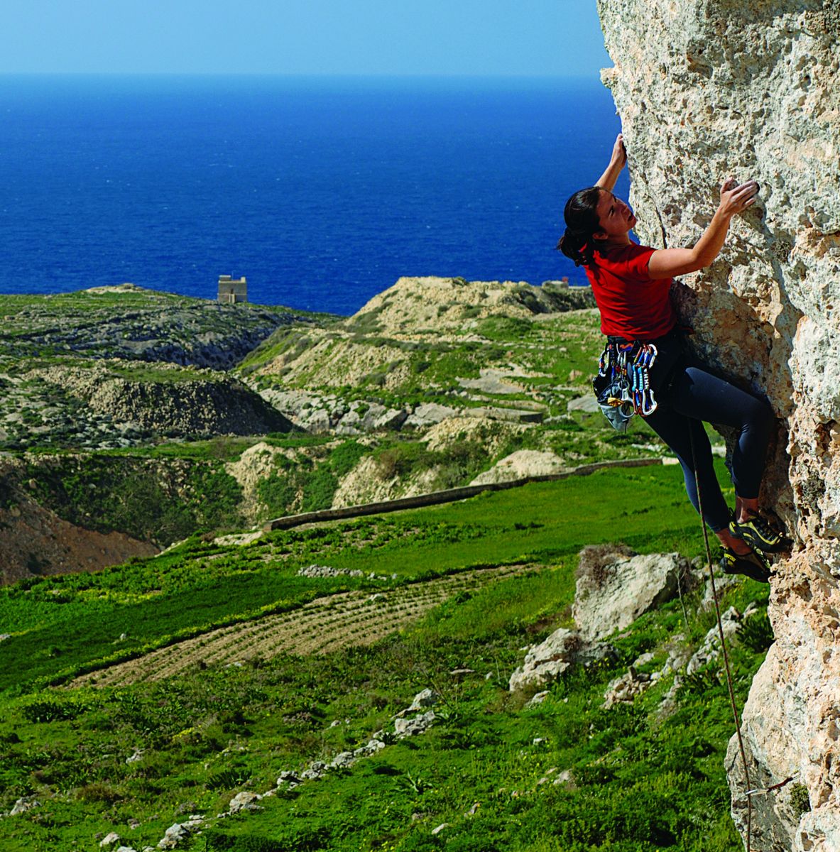 Free climbing a Gozo Isola di Malta