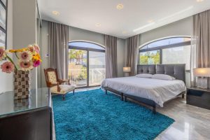 Luxurious Villa 5 BR2
