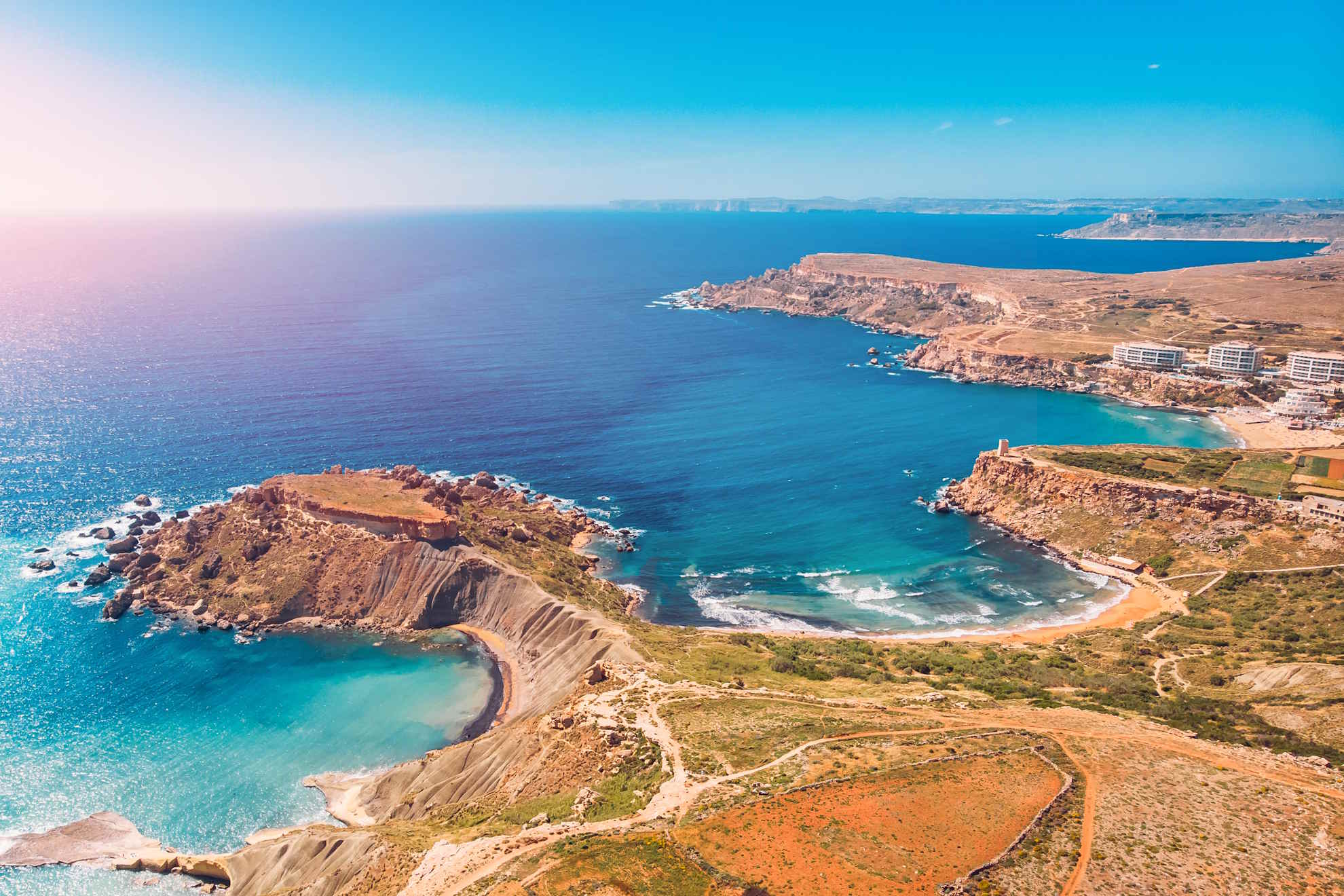 Golden Bay, una delle perle balneari di Malta